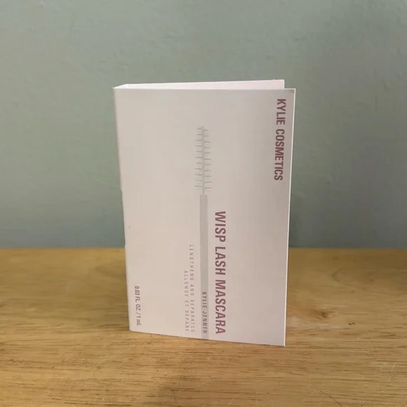 Kylie Cosmetics by Kylie Jenner Bundle